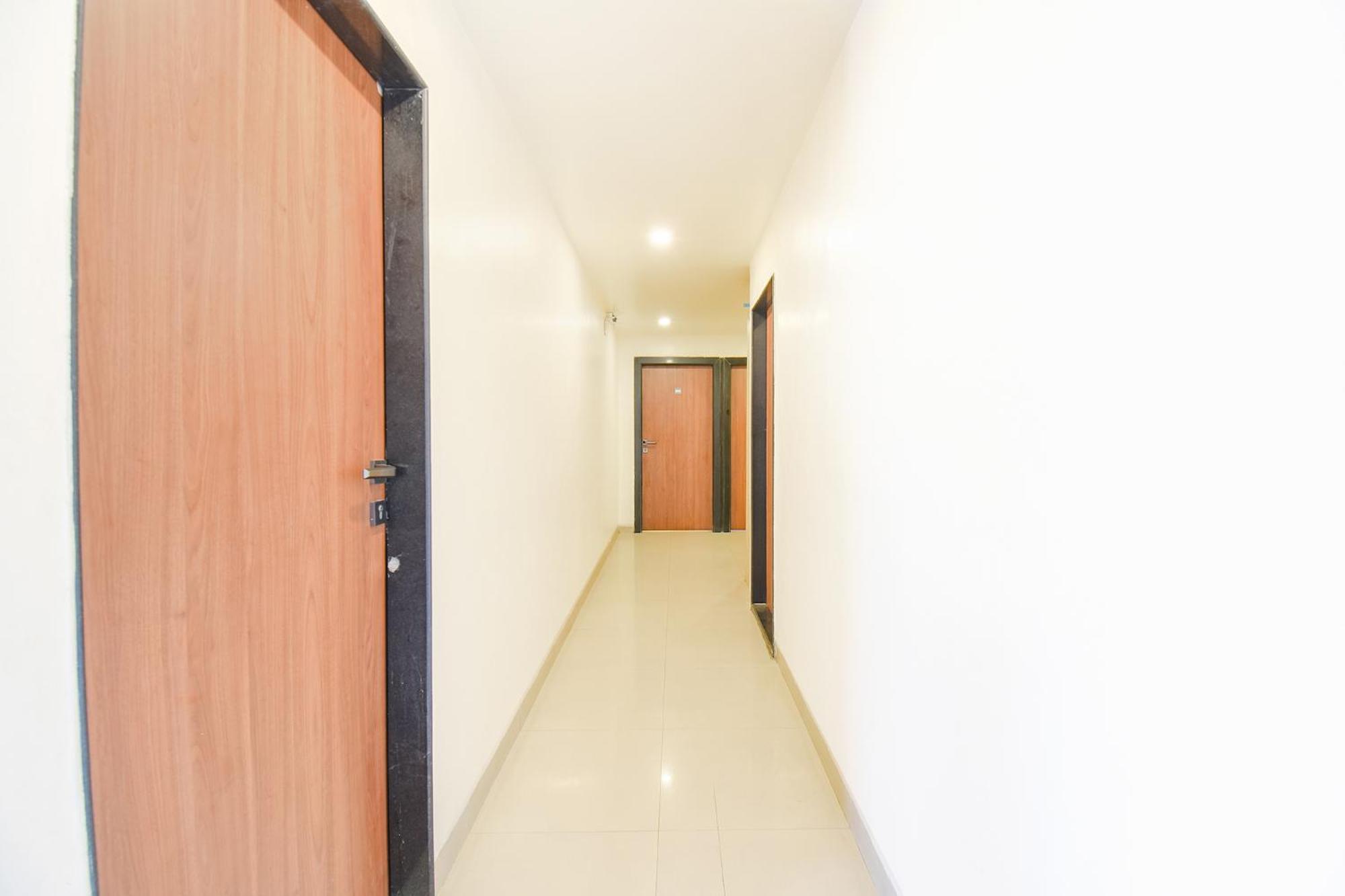 Fabhotel Ananta Sagar - Nr Pheonix Mall 浦那 外观 照片